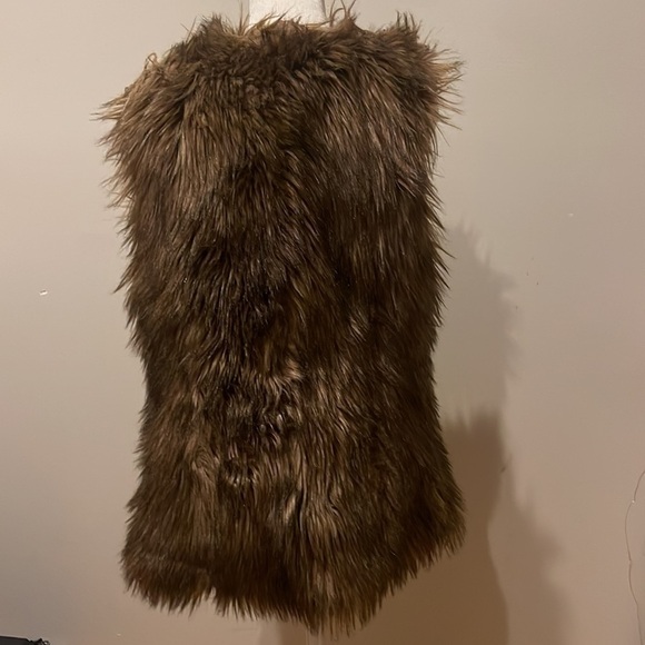 Forever 21 Fur Vest, Size Small - Picture 3 of 8